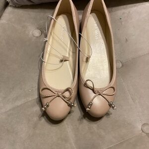 Nine West Women's Nude Ballet Flats with Bow